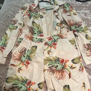 3 pc set, xl tropical print . Worn once